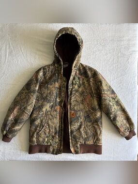 Carhartt x RealTree Camo Hunting Jacket Coat Hooded Youth Size LG (14/16)